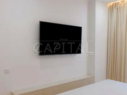 квартира за адресою Салютна вул., 2-Б