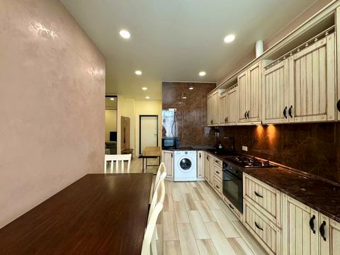 квартира за адресою Бузька вул. (Єнісейська), 8