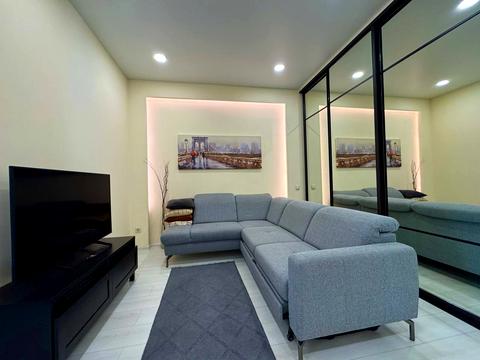 квартира за адресою Бузька вул. (Єнісейська), 8