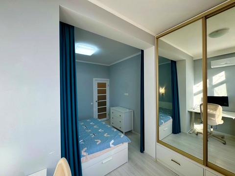 квартира за адресою Бузька вул. (Єнісейська), 8