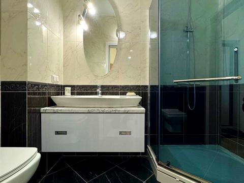 квартира за адресою Бузька вул. (Єнісейська), 8