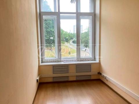 коммерческая по адресу Крещатик ул., 7/11