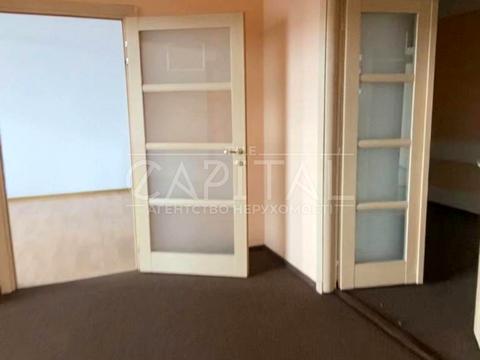 коммерческая по адресу Крещатик ул., 7/11