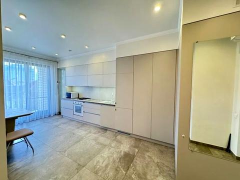 квартира за адресою Андрія Гулого-Гуленка вул. (Віце-адмірала Азарова), 6