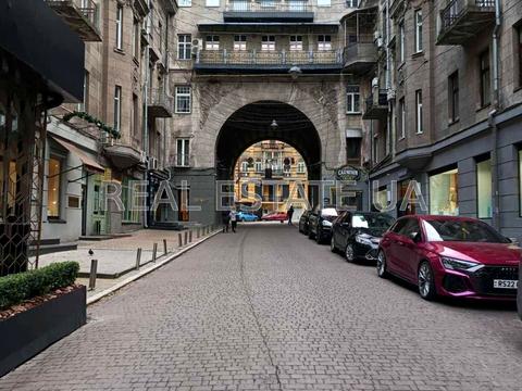 квартира за адресою Архітектора Городецького вул., 11-Б