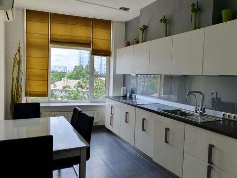 квартира за адресою Парково-Сирецька вул. (Тимофія Шамрила), 4-В