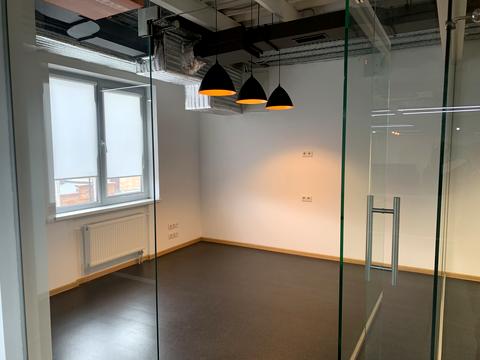 коммерческая по адресу Петрушевича пл., 3