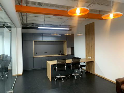 коммерческая по адресу Петрушевича пл., 3