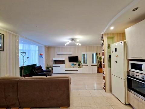 квартира по адресу Юлии Здановской ул. (Ломоносова), 52/3