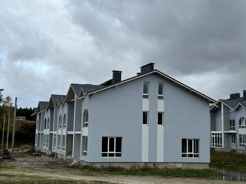 будинок за адресою Свято-Покровська вул. (Леніна)