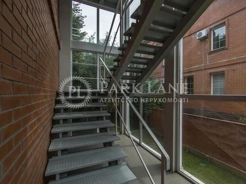 коммерческая по адресу Нагорная ул., 3