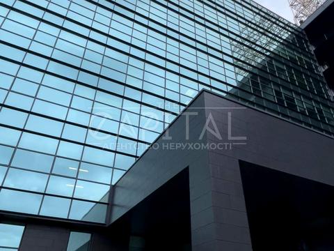 коммерческая по адресу Степана Бандеры просп. (Московський), 999