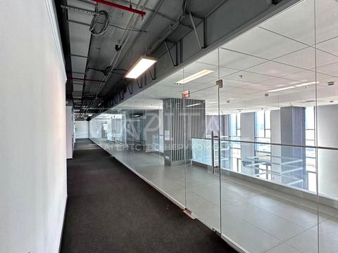 коммерческая по адресу Степана Бандеры просп. (Московський), 999