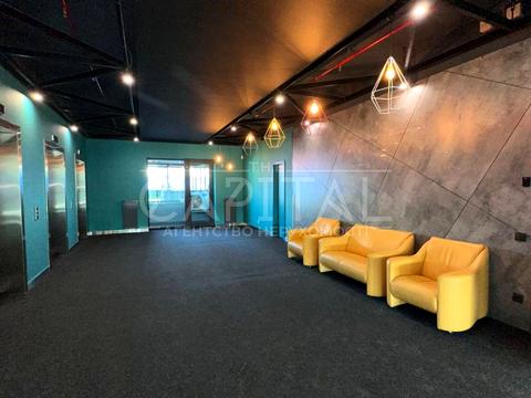 коммерческая по адресу Степана Бандеры просп. (Московський), 999