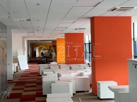 коммерческая по адресу Степана Бандеры просп. (Московський), 999