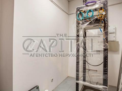 комерційна за адресою Новокостянтинівська вул., 999