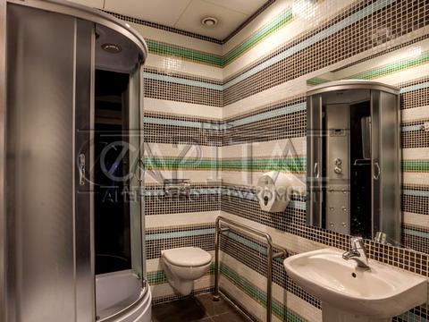 комерційна за адресою Новокостянтинівська вул., 999