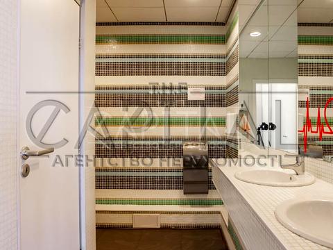 комерційна за адресою Новокостянтинівська вул., 999