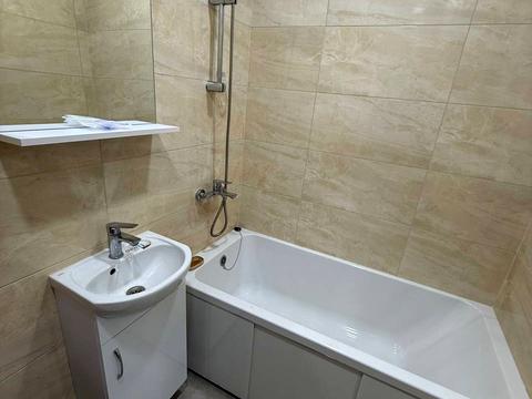 квартира за адресою Юрія Кондратюка вул. (Комунарівська), 5