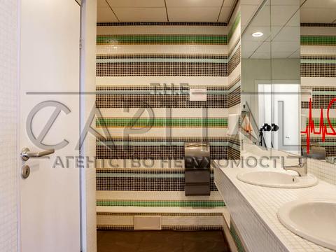 комерційна за адресою Новокостянтинівська вул., 999