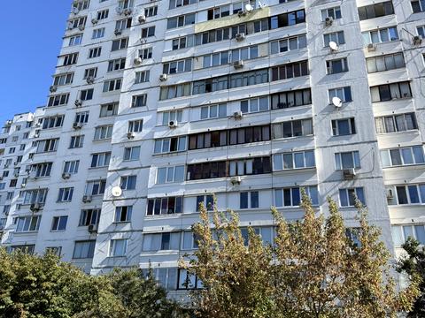 квартира по адресу Ревуцкого ул., 29-Б