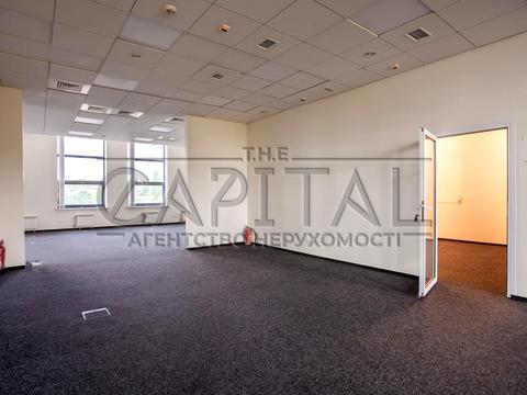 комерційна за адресою Новокостянтинівська вул., 999