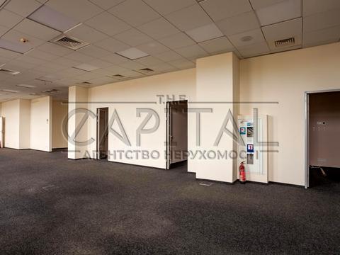 комерційна за адресою Новокостянтинівська вул., 999