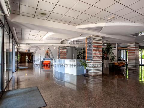 комерційна за адресою Новокостянтинівська вул., 999