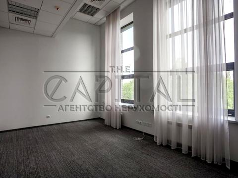 комерційна за адресою Новокостянтинівська вул., 999