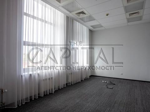 комерційна за адресою Новокостянтинівська вул., 999