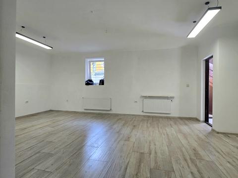 комерційна за адресою Жасминова вул., 9