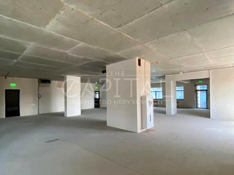 комерційна за адресою Спаська вул., 10-В