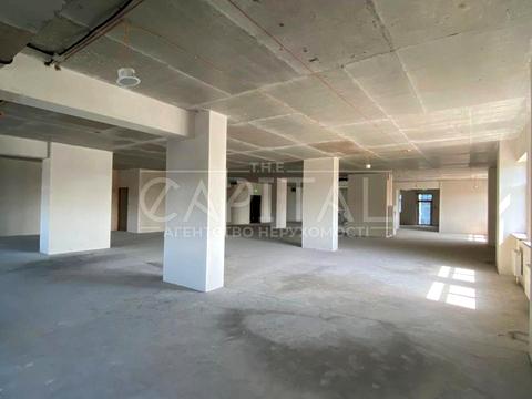 комерційна за адресою Спаська вул., 10-В