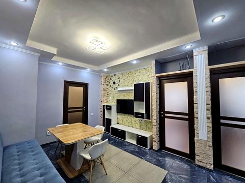 квартира за адресою В'ячеслава Чорновола вул., 27