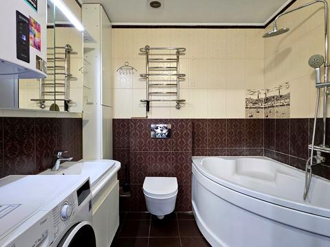 квартира за адресою В'ячеслава Чорновола вул., 27