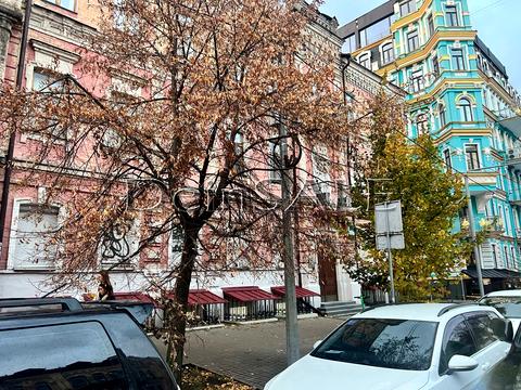 квартира за адресою Володимирська вул., 6