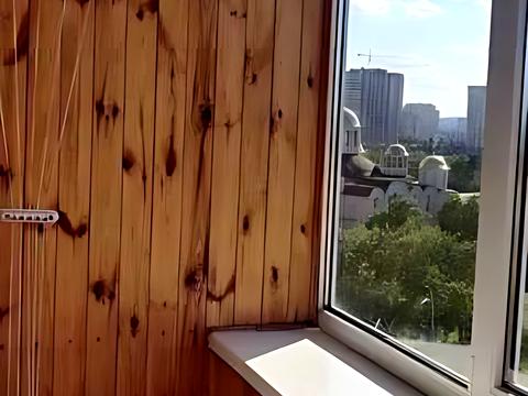 квартира за адресою Верховної Ради бульв., 8/20