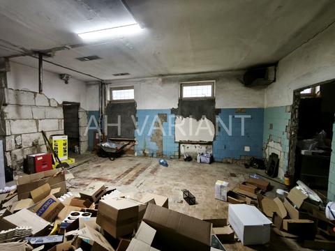 коммерческая по адресу Василя Стуса, 34