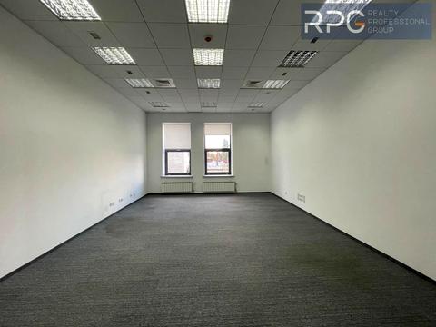 комерційна за адресою Новокостянтинівська вул., 18