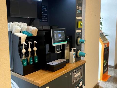 комерційна за адресою Новокостянтинівська вул., 18