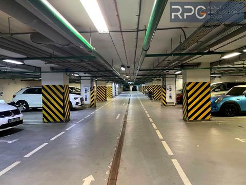 комерційна за адресою Новокостянтинівська вул., 18