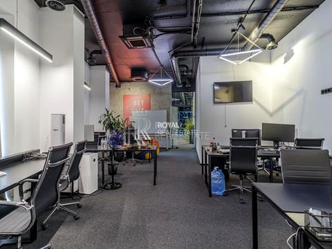 коммерческая по адресу Антоновича ул. (Горького), 74