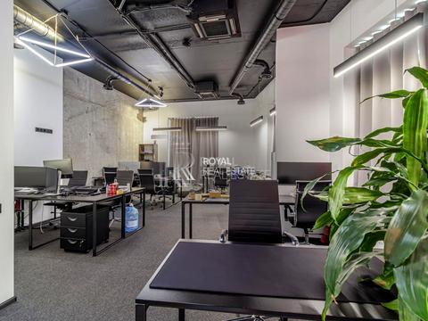 коммерческая по адресу Антоновича ул. (Горького), 74