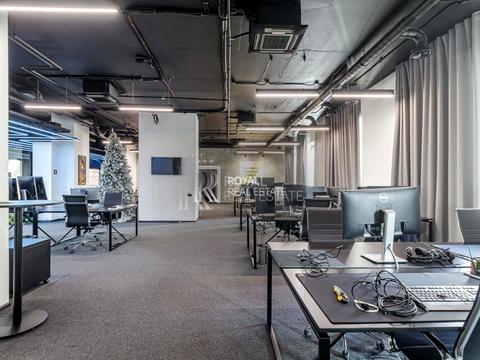 коммерческая по адресу Антоновича ул. (Горького), 74