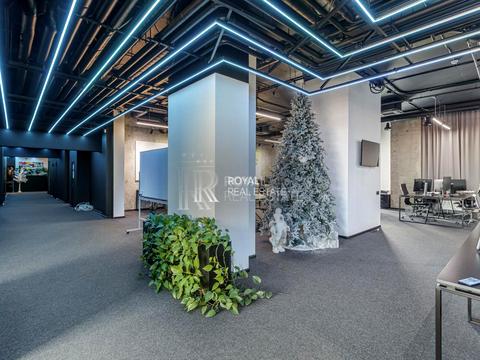 коммерческая по адресу Антоновича ул. (Горького), 74