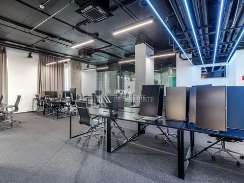 коммерческая по адресу Антоновича ул. (Горького), 74