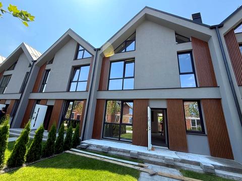 дом по адресу Евгения Патона ул., 15