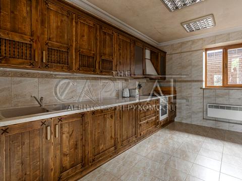 будинок за адресою Валова вул.