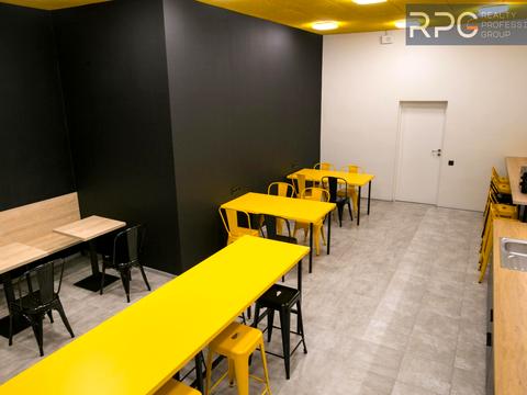 комерційна за адресою Борщагівська вул., 154