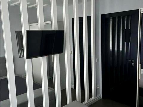 квартира за адресою Євгена Коновальця вул. (), 17